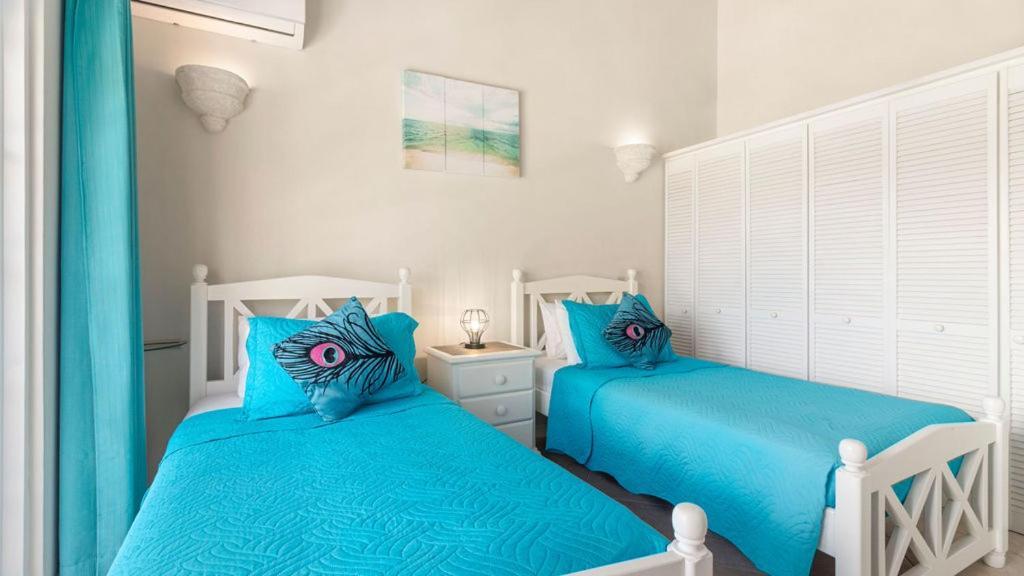 Nanpa, Luxury Family Three Bed Villa, St James West Coast, Private Pool Saint James Dış mekan fotoğraf